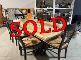 Clearance-Chesapeake Table