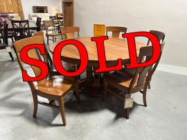 Clearance- Vienna Dining Table